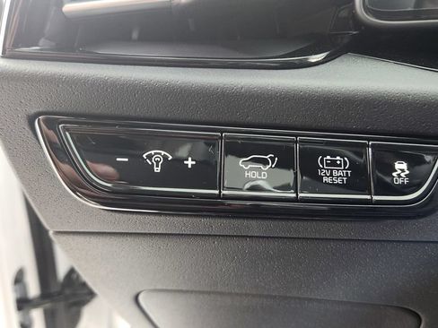 New 2026 Kia Niro EX FWD image 21