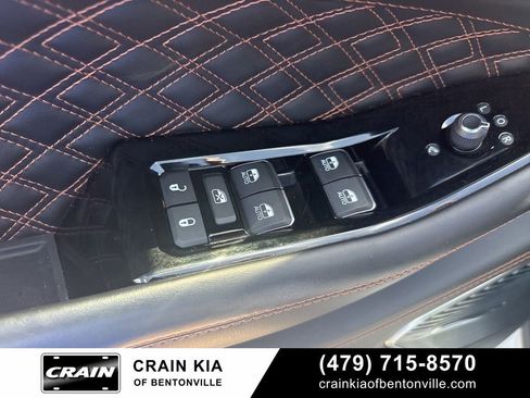 Used 2025 Jeep Grand Cherokee L Summit AWD/4WD image 10