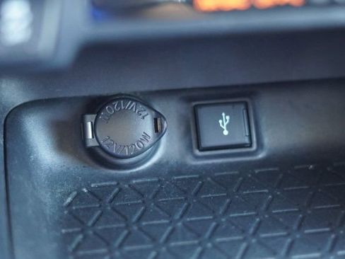 Used 2020 Toyota RAV4 LE w/ Carpet Mat Package FWD image 27