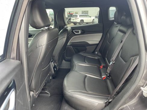 Used 2024 Jeep Compass Limited AWD/4WD image 14