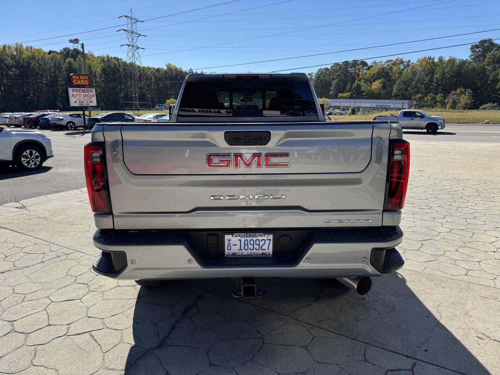 Used 2025 GMC Sierra 2500 Denali w/ Denali Reserve Package AWD/4WD image 12