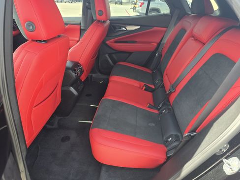 Used 2024 Chevrolet Blazer EV RS image 10