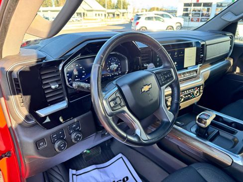Used 2023 Chevrolet Silverado 1500 LT image 9