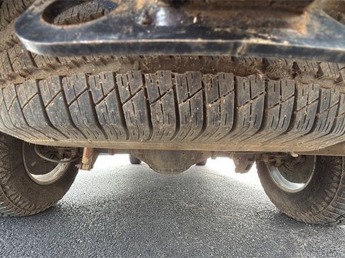 Used 2018 Chevrolet Silverado 1500 LT w/ All Star Edition image 16