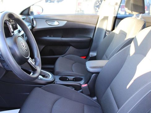 Used 2021 Kia Forte LXS image 18