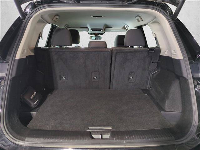 Used 2024 Nissan Rogue SV FWD image 6