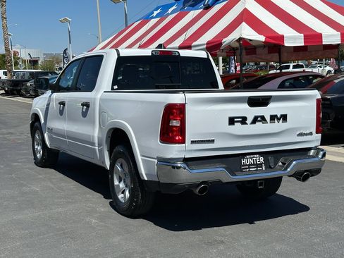 Certified 2025 RAM 1500 Big Horn AWD/4WD image 4