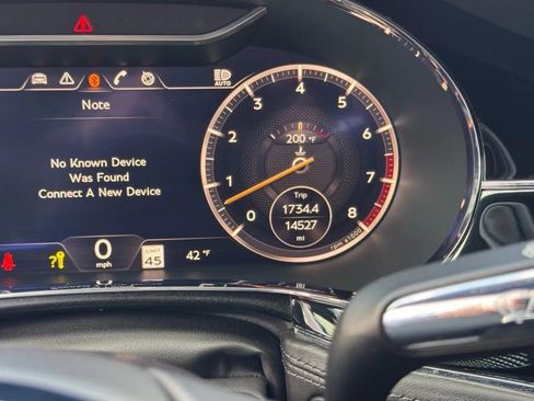 Used 2022 Bentley Continental GT image 10