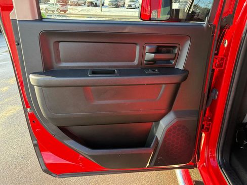 Used 2014 RAM 5500 Tradesman image 27