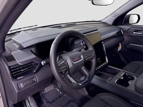 New 2026 GMC Acadia AT4 AWD/4WD image 9