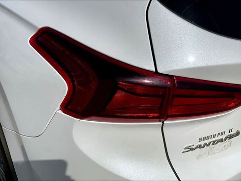 Used 2020 Hyundai Santa Fe SEL w/ Convenience Package FWD image 28