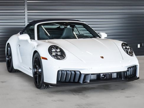 New 2026 Porsche 911 Carrera GTS image 9