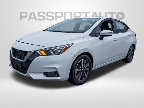Used 2021 Nissan Versa SV image 1