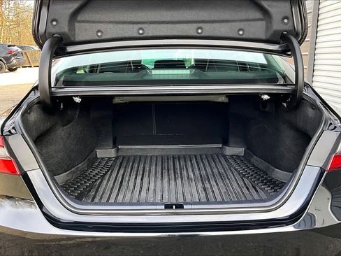 Used 2023 Toyota Camry XLE image 31