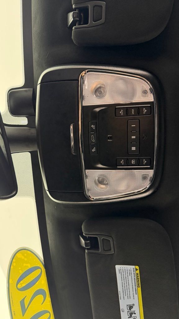 Used 2020 Jeep Grand Cherokee SRT AWD/4WD image 26
