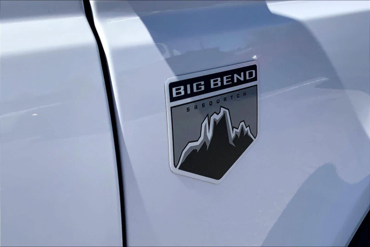 Used 2024 Ford Bronco Big Bend w/ Sasquatch Package AWD/4WD image 9