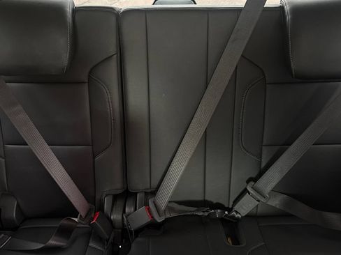 Used 2018 Chevrolet Tahoe Premier AWD/4WD image 42