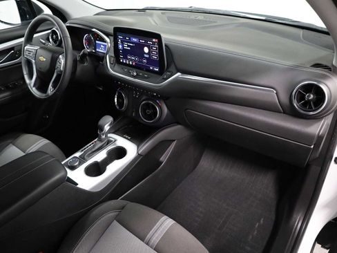 Used 2023 Chevrolet Blazer LT w/ Convenience Package FWD image 6