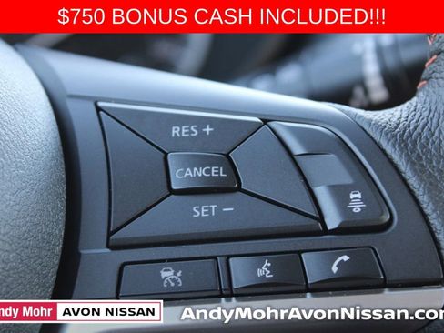 New 2025 Nissan Versa SR w/ Trunk Package image 18