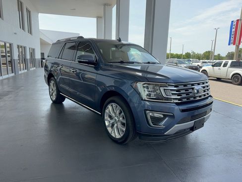 Certified 2019 Ford Expedition Limited w/ Equipment Group 302A RWD image 4