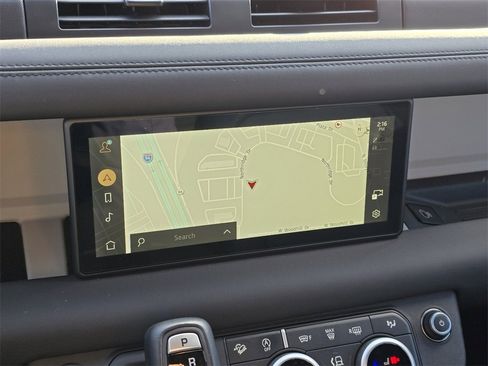 Used 2024 Land Rover Defender 110 S image 19