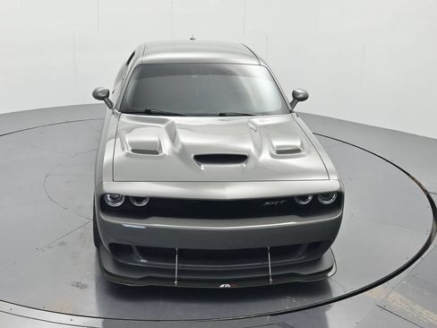 Used 2017 Dodge Challenger SRT Hellcat RWD image 30