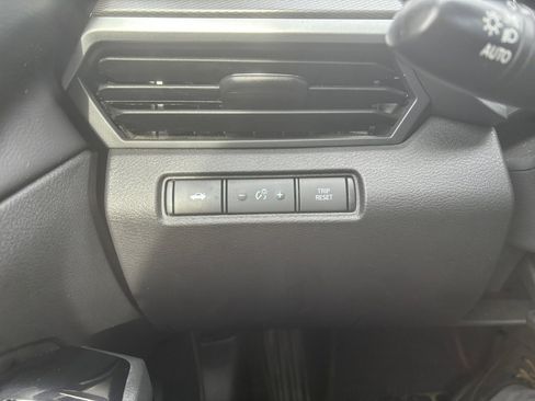 Used 2024 Nissan Altima 2.5 SR image 21