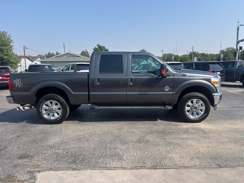 Used 2016 Ford F250 XLT w/ Advanced Security Group AWD/4WD image 5