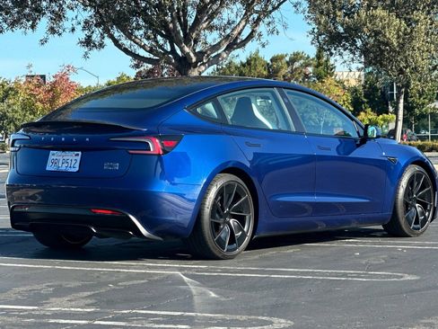 Used 2024 Tesla Model 3 Performance AWD/4WD image 4