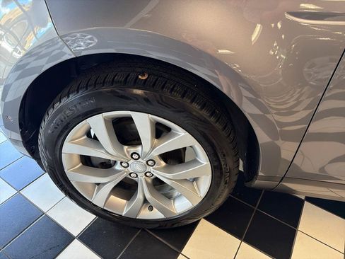 Used 2021 Land Rover Range Rover Evoque S AWD/4WD image 11