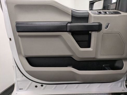 Used 2020 Ford F250 XL w/ STX Appearance Package image 8