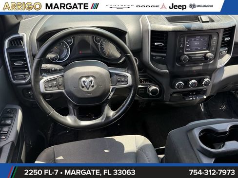 Used 2021 RAM 1500 Big Horn RWD image 12