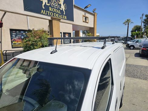 Used 2018 Nissan NV200 SV w/ Navigation Package FWD image 18