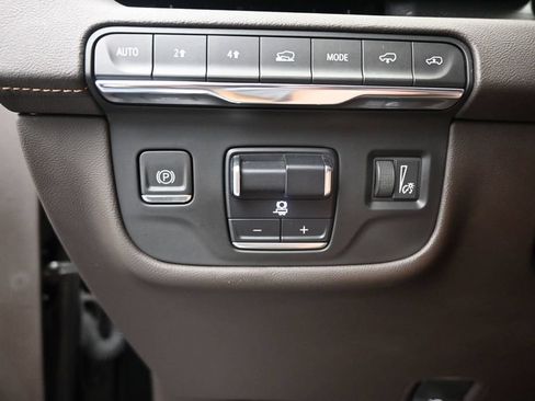 Used 2021 Cadillac Escalade Sport w/ Driver Assist Tech Package AWD/4WD image 42