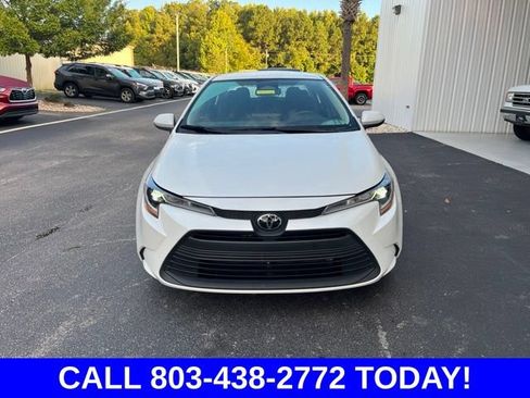 Used 2025 Toyota Corolla LE FWD image 36