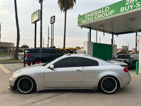 Used 2004 INFINITI G35 Coupe w/ Premium Pkg image 3
