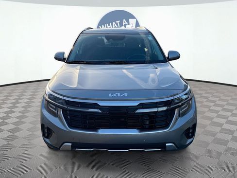 Certified 2024 Kia Seltos SX image 2