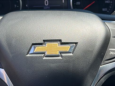 Used 2022 Chevrolet Equinox LT FWD image 17