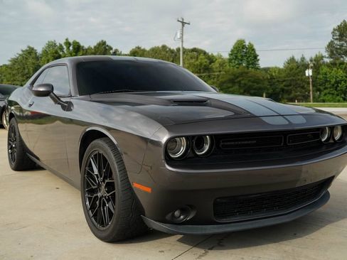 Used 2016 Dodge Challenger R/T w/ Blacktop Package RWD image 33