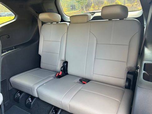 New 2026 GMC Acadia Elevation w/ Elevation Premium Package image 40