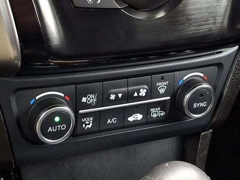 Used 2020 Acura ILX FWD image 17