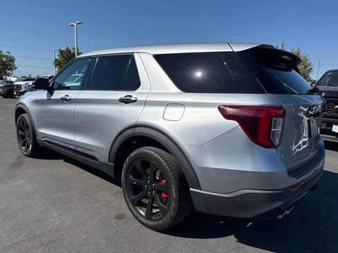 Used 2022 Ford Explorer ST w/ Equipment Group 401A AWD/4WD image 2