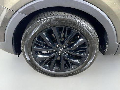 Used 2021 Kia Telluride SX w/ SX Prestige Package AWD/4WD image 8
