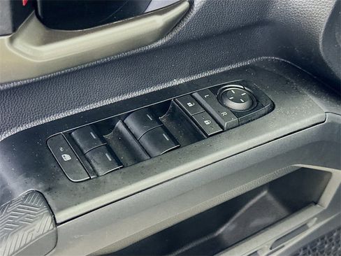 Used 2025 Toyota Tacoma TRD Off-Road image 16