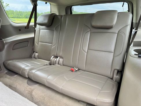 Used 2016 Chevrolet Suburban LT AWD/4WD image 34