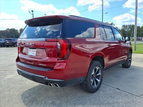 New 2026 GMC Yukon XL AT4 w/ AT4 Premium Package image 7