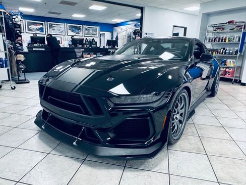 New 2026 Ford Mustang GT Premium w/ GT Performance Package RWD image 8