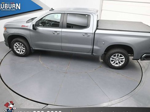 Used 2024 Chevrolet Silverado 1500 RST w/ Z71 Off-Road Package AWD/4WD image 30
