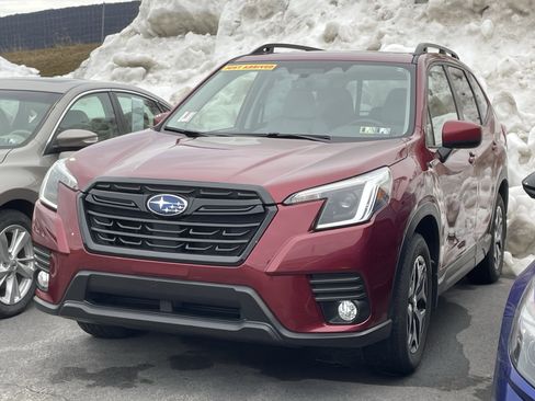 Certified 2023 Subaru Forester Premium image 6