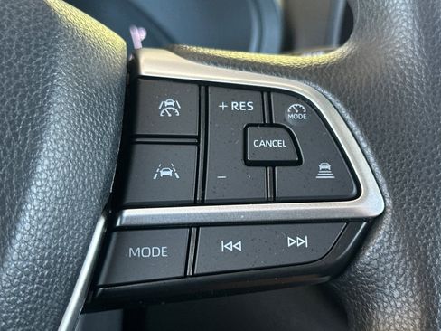 Certified 2025 Toyota Grand Highlander LE image 31